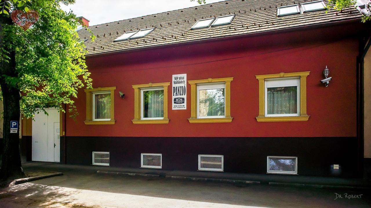 Civis Szallashely Debrecen Extérieur photo